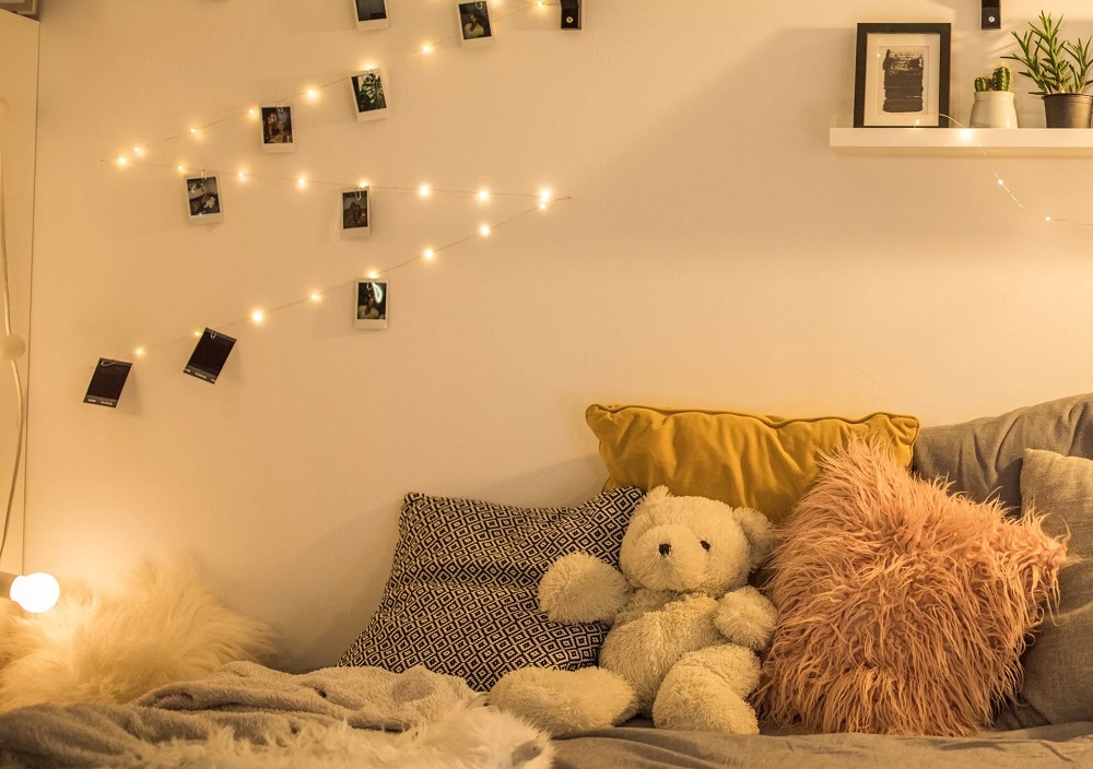 Jouluvalot lasten makuuhuoneessa ympäri vuoden - LedStore Julbelysning i barnens sovrum året runt