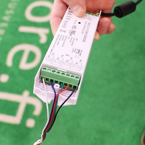 led-vastaanotin-12v-36v-valo-led-nauhoille-ja-paneeleille-cct-rgb-4x5a-4e4, himmennysblogiin - LedStore Trådlös styrning, mottagare för CCT- och RGB-tejp