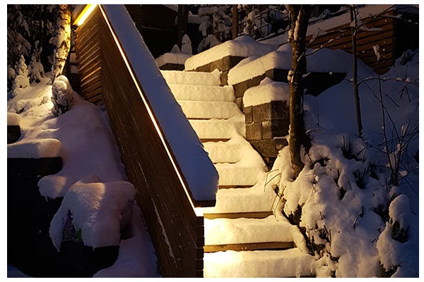 led_nauha_ulos_portaiden_valaistu_ledstore.fi - LedStore Ledband för utomhusbruk på vintern