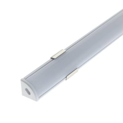 LED-profil L-formad, 10mm x 10mm höjd och bredd, 7mm hörnmått, med pilar och mått.