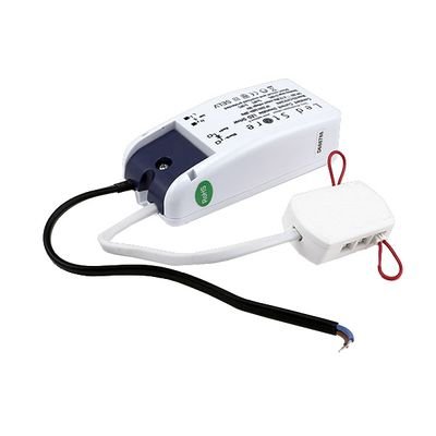 LINE-transformator eller 1-2 st LED-downlight-transformatorer för 097 och 102 spotlights.