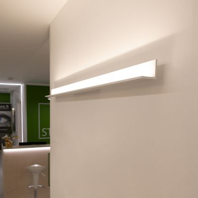 LED väggarmatur - BLADE 1200, IP54 matt vit 16,8W, 3000K