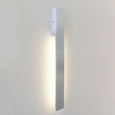 Line 400 vägglampa med belysning.