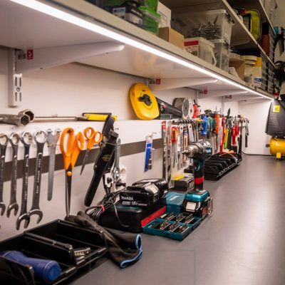 Led-belysning i garage och lager Led-belysning i garage och lager