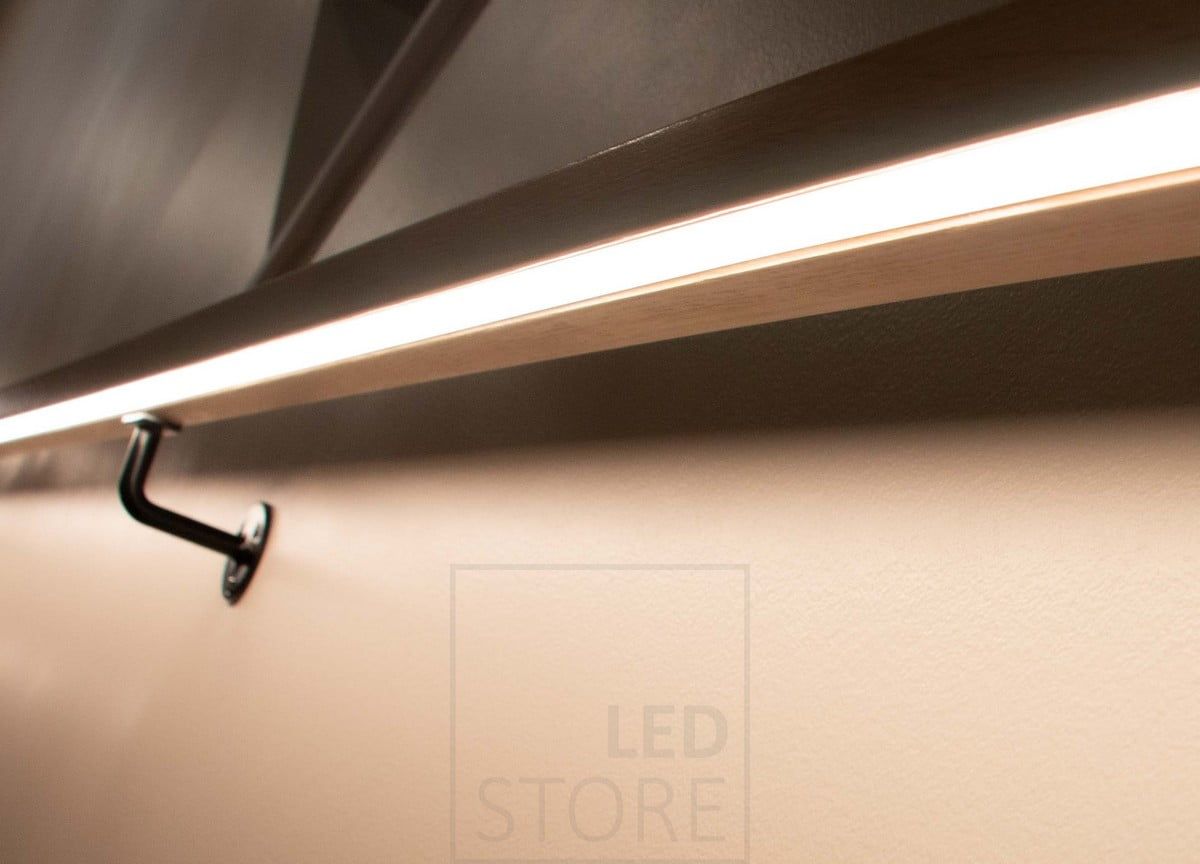 Housing Fair 2022: Ledband ingrävt i ledstången Ledstore.fi