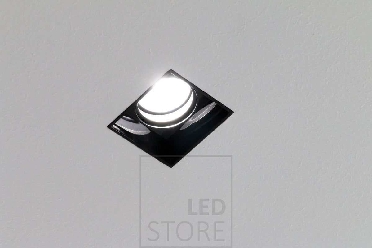 Hur gör hotell med dold spotlighting? Här är svaret: Led PIILO spot är en putsad armatur som skapar en arkitektonisk och hotellliknande look. Lite extra arbete att installera, men ett fantastiskt resultat! Ledstore.fi