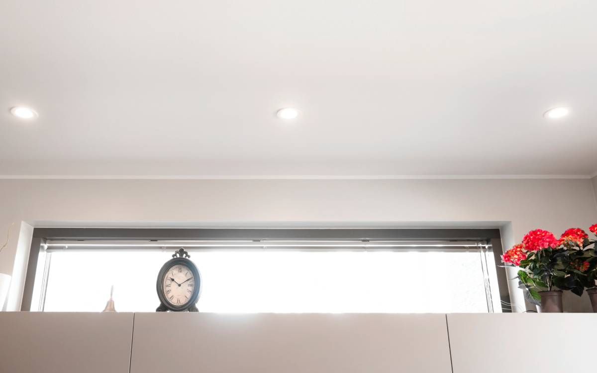 Grön fyrkant med vit text "LED STORE" i mitten - marknadsför energieffektiva belysningslösningar.