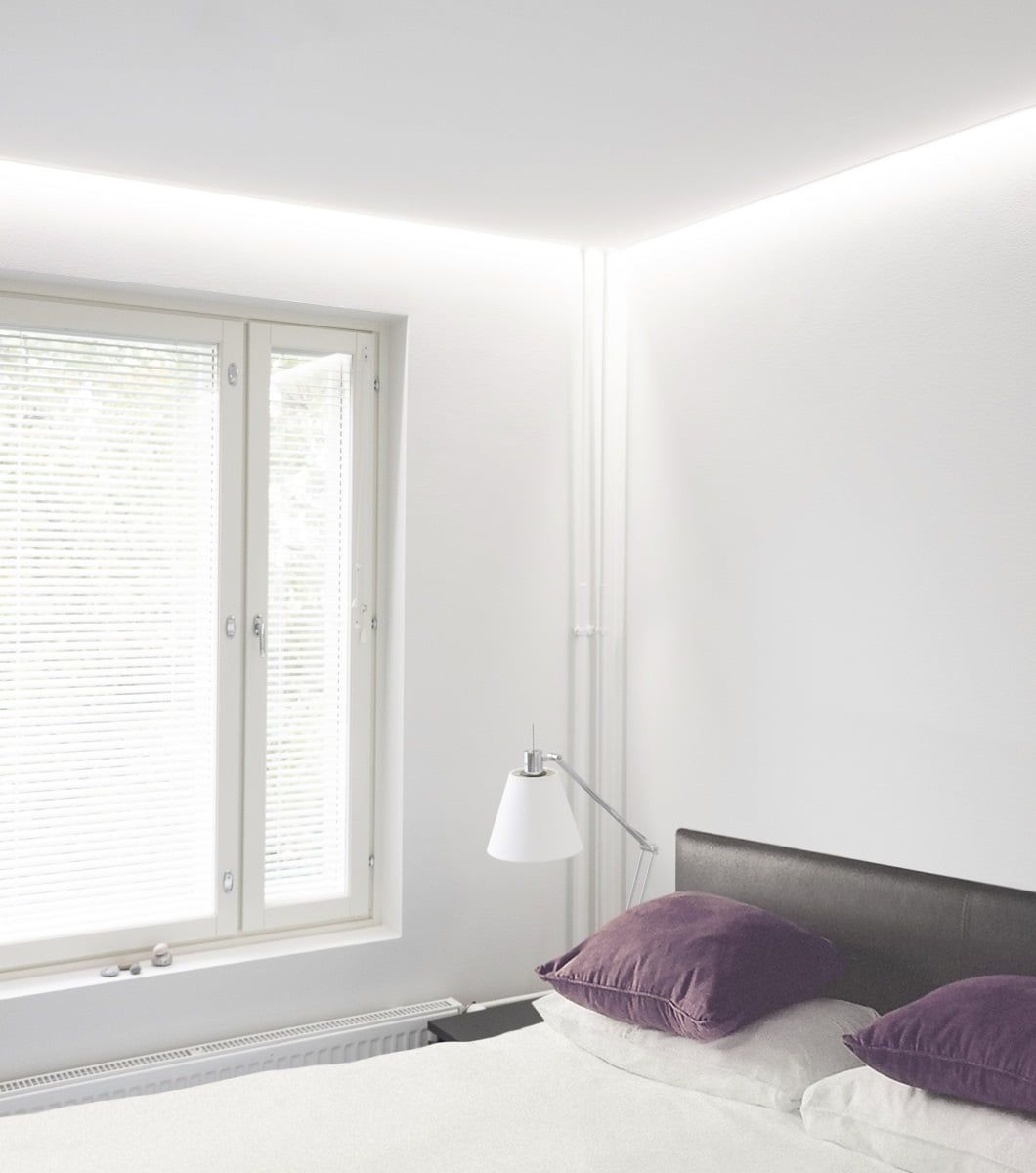 En grön bakgrund i mitten av en vit kvadrat; inom den visas "LED STORE" med fet vit text, vilket belyser LED-belysningstjänster.