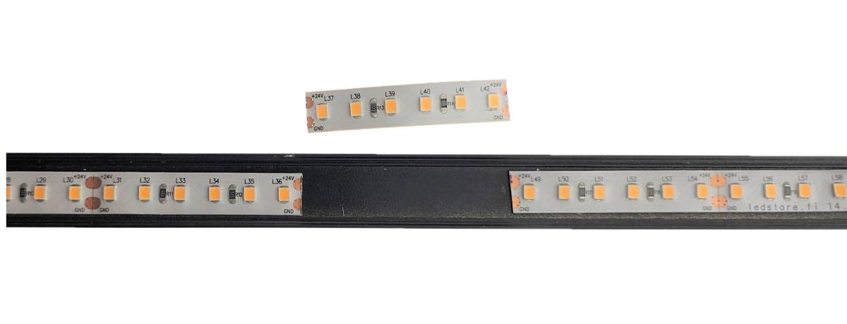 Koppla bort den avklippta biten av LEd-tejpen
