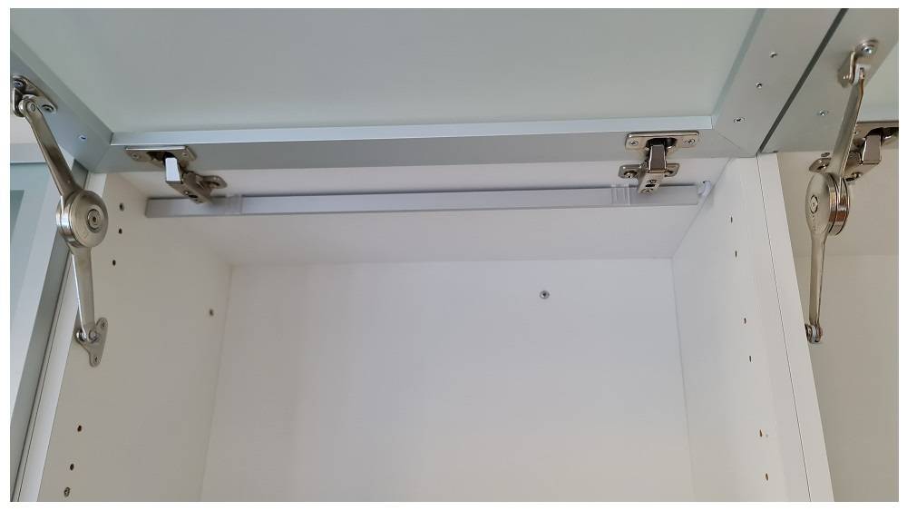 Led-profilen passar perfekt i skåpet