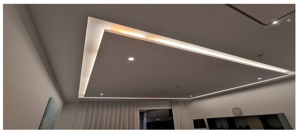 Varför behöver LED-listen en aluminiumprofil? Eftersom LED-lampan annars kan ändra färg när den värms upp.